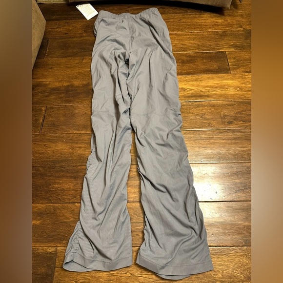 Lululemon Dance Studio Slim-Fit High-Rise Flared Pants XS NWT - Picture 14 of 14